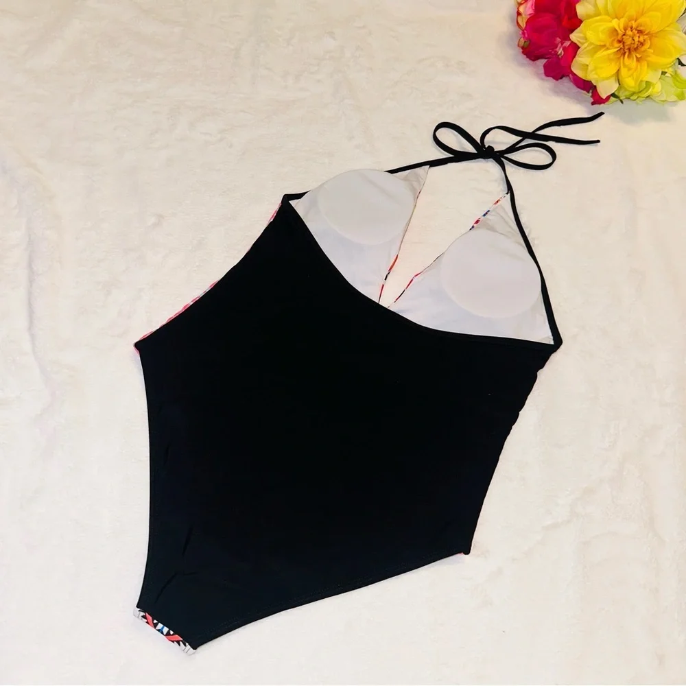 One piece swimsuit
